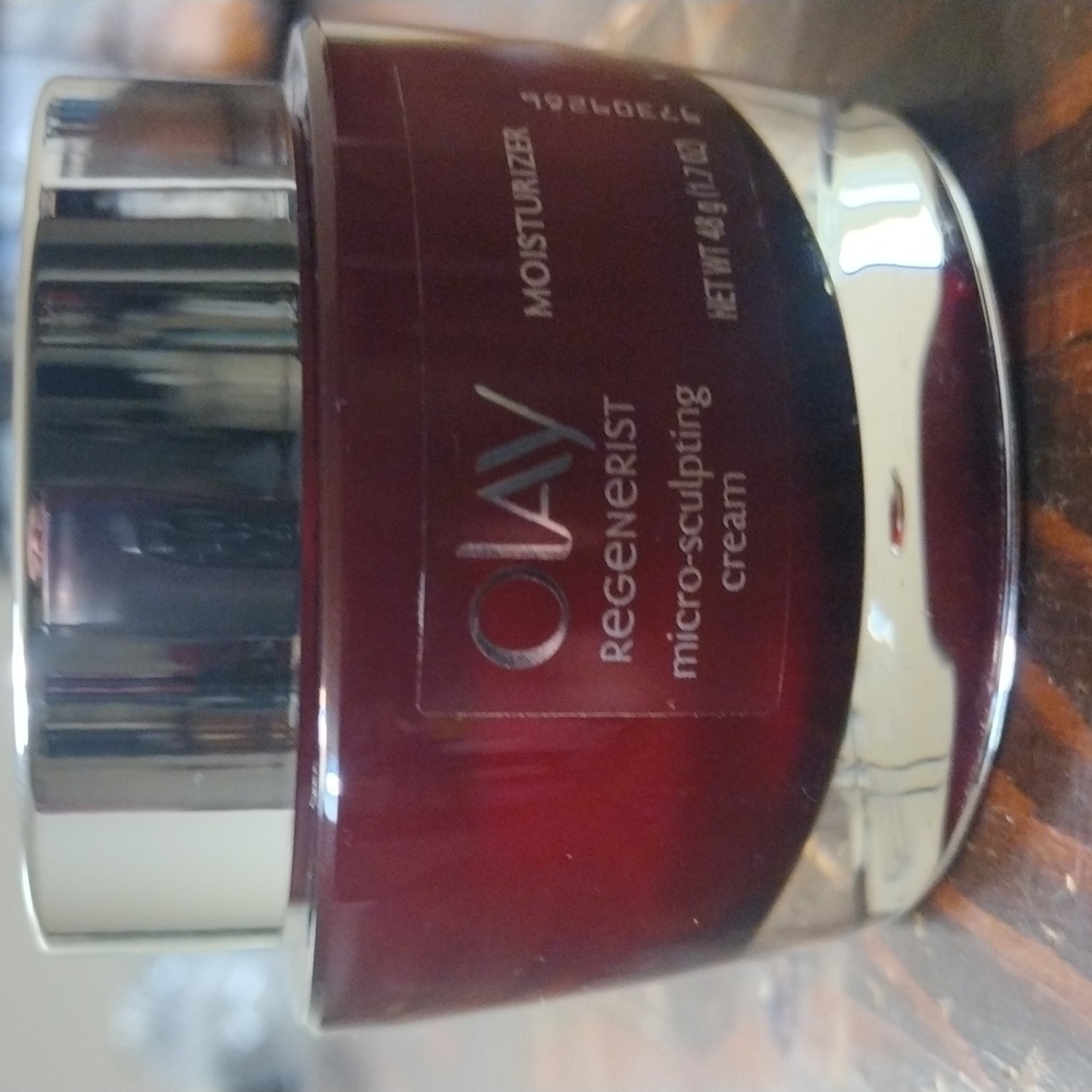 Oil of Olay Regenerist Moisturizer